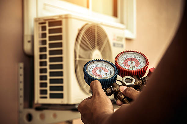 Professional Heat Pump Repair technician working in Frackville, PA